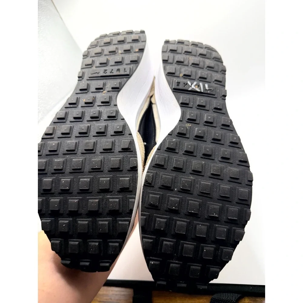 Nike Waffle Debut DH9523-102 Womens 11 Sneaker Sanddrift Black‎ Leather Shoes